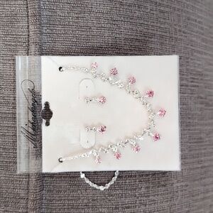 Necklace and earrings pink and rhinestone style
